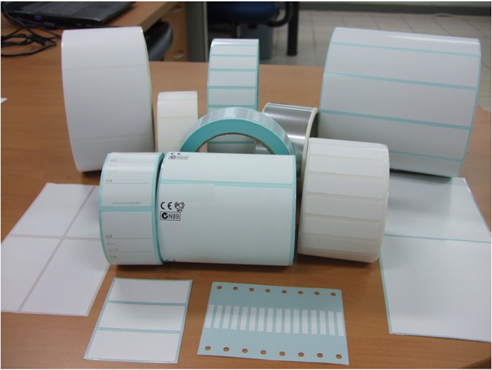 Decal tem nhãn in mã vạch