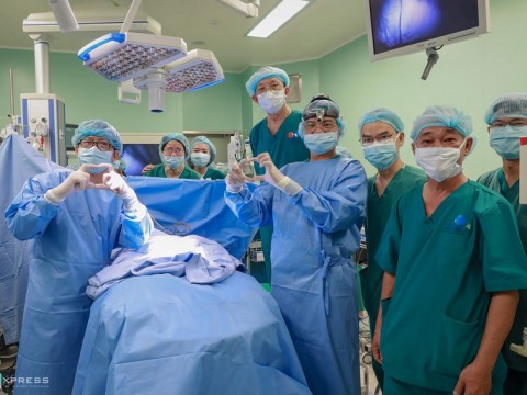 Ca mổ song sinh - Mốc lịch sử của ngành y Việt Nam được vinh danh bởi những Anh hùng áo Trắng