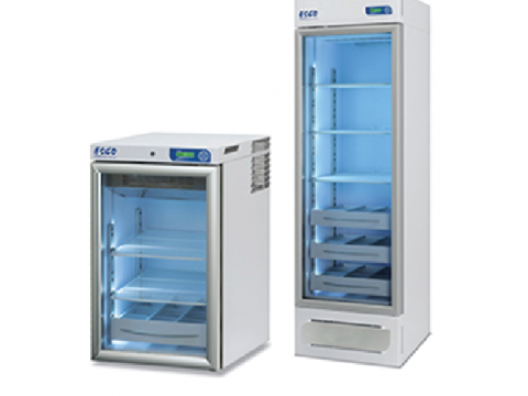 Sample storage refrigerator